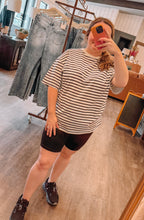 Load image into Gallery viewer, Oversized Striped Top
