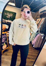 Load image into Gallery viewer, Fall Ghosties Crew
