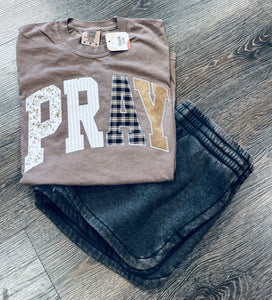 Pray Appliqué