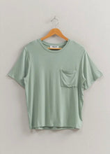 Load image into Gallery viewer, Basic Pocket Tee
