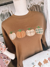 Load image into Gallery viewer, Applique Pumpkins Crew
