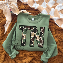 Load image into Gallery viewer, TN Green Camo Crew
